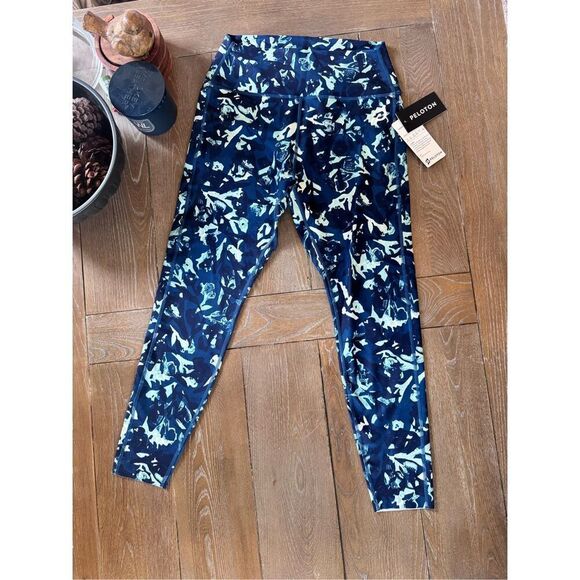 NWT Peloton Cadent Floral Camo High Rise Pocket Legging Size Large - Picture 1 of 8